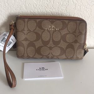 NWT Coach double zipper wallet